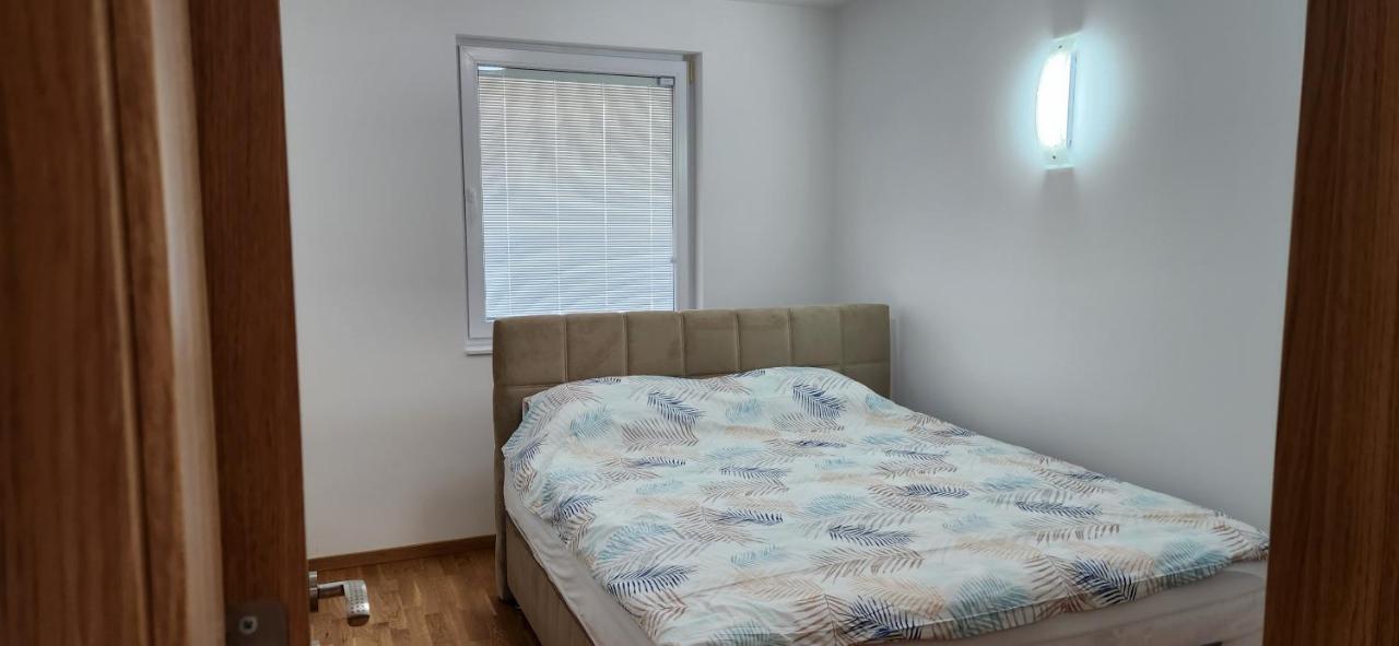 Brand New Two Bedroom And One Living Room Apartment In A Great Location! SJJ Exterior foto